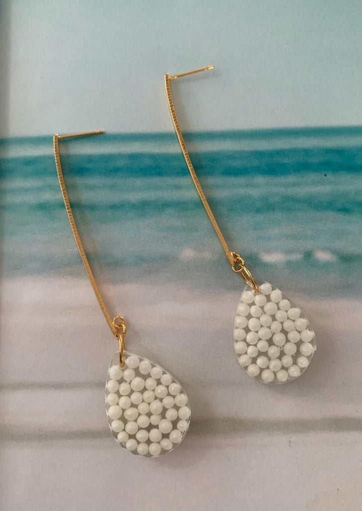 Resina pearl earrings