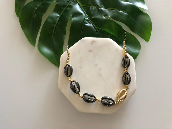 Black cowrie shell adjustable choker